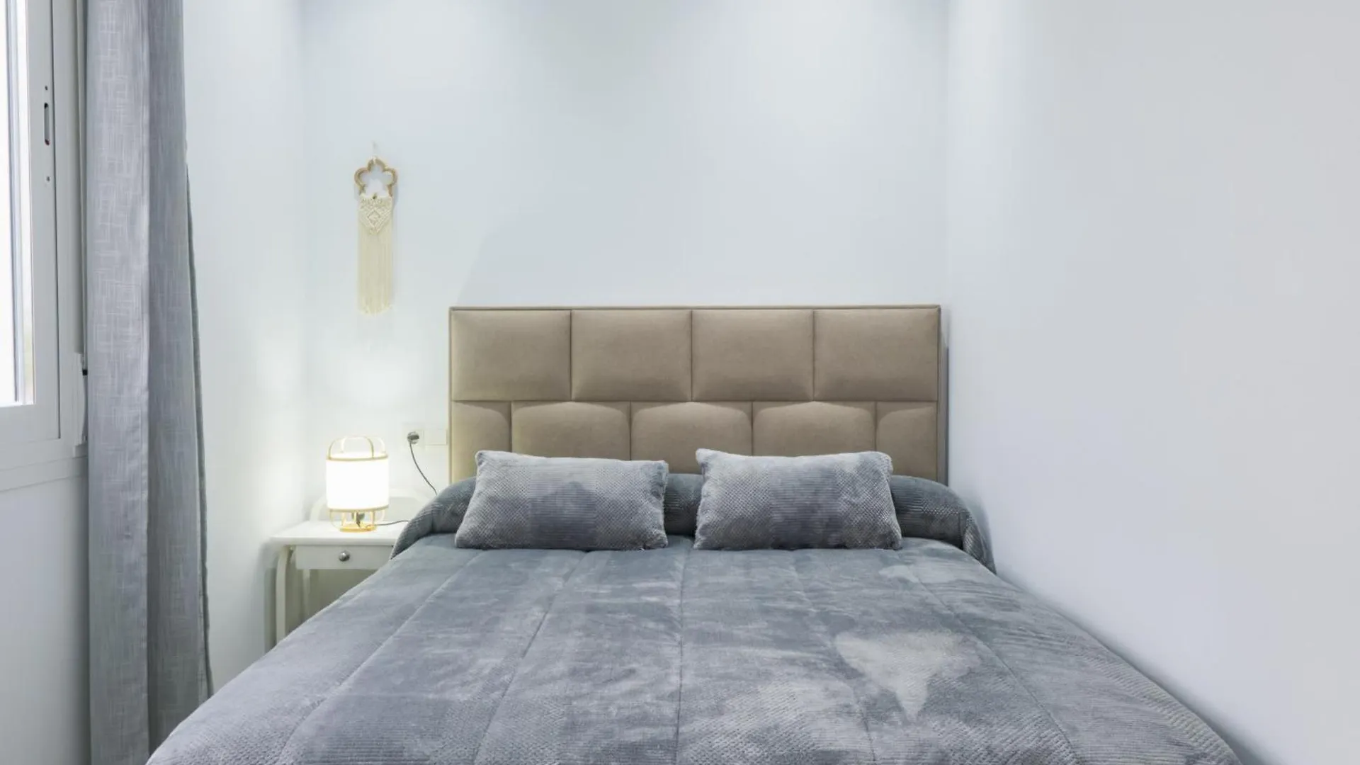Cubo'S Urban Apartment Ardales Center Spain