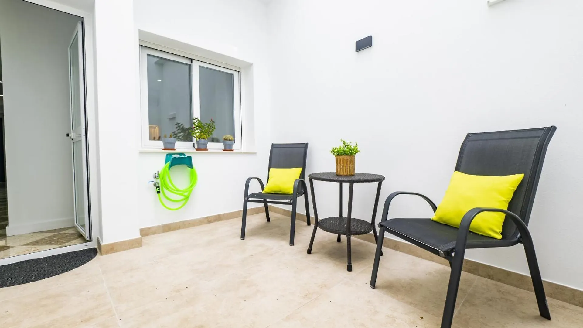 Cubo'S Urban Apartment Ardales Center Spain