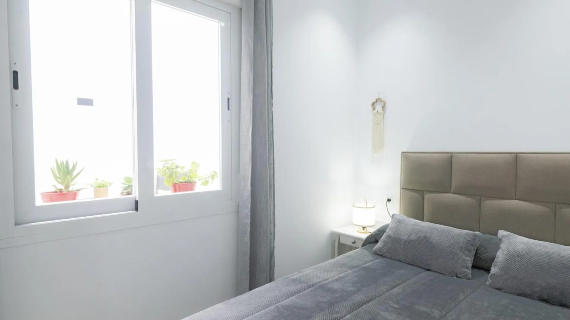 Cubo'S Urban Apartment Ardales Center 0*,